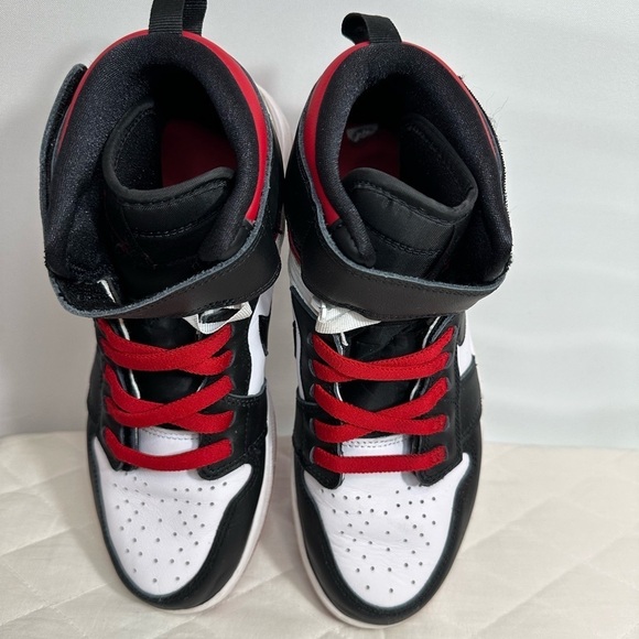 Nike Air Jordan 1 Hi FlyEase Mens Size 8.5 Sneakers White Black Red Shoes - Picture 10 of 16